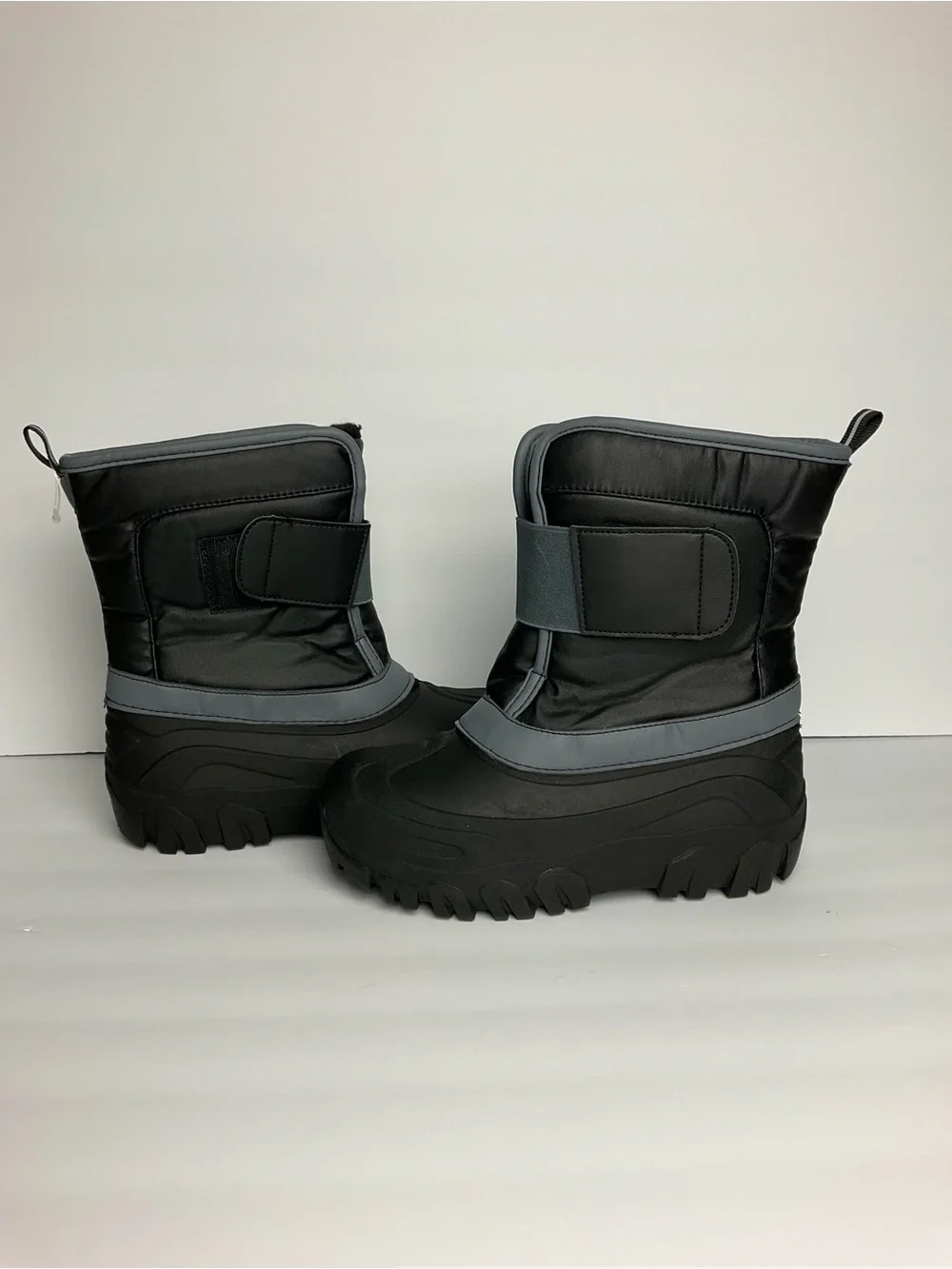Member’s Mark Boy’s Warm Cozy -10 Degree Cold Rating Easy On/Off Snow Boot .